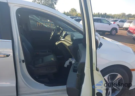 2019 Honda Odyssey Touring from USA, damaged, VIN 5FNRL6H81KB024873